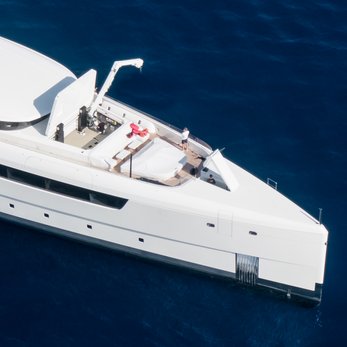 Alchemy yacht exterior 3