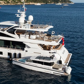 OWO yacht exterior 5