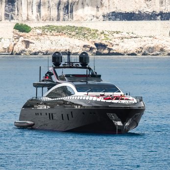 Black Legend yacht exterior 3