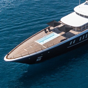 Air yacht exterior 2