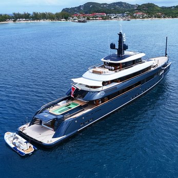 B yacht exterior 5