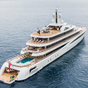 Defy yacht exterior 4