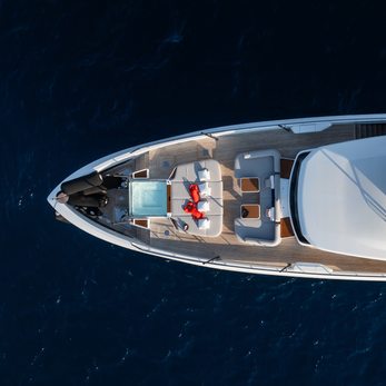 Abie yacht exterior 3