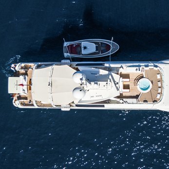 Dojo yacht exterior 5