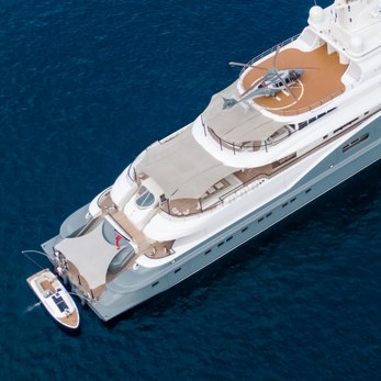 Radiant yacht exterior 4