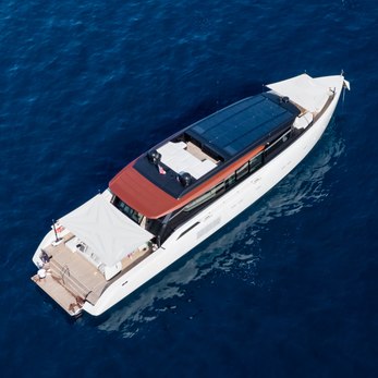 Anmax yacht exterior 4