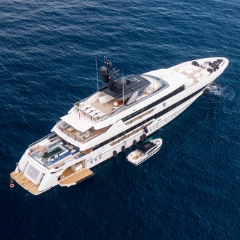 Alulim yacht exterior 4