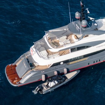 Starburst III yacht exterior 5