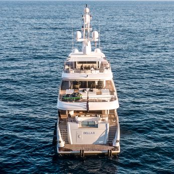 Bella II yacht exterior 5