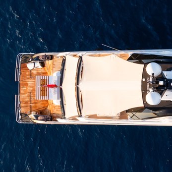Come Together yacht exterior 5