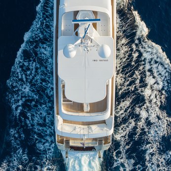 Eileen yacht exterior 5