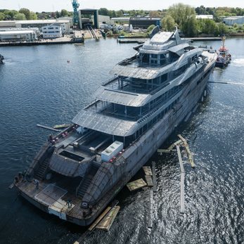 Project Ziggy yacht exterior 4