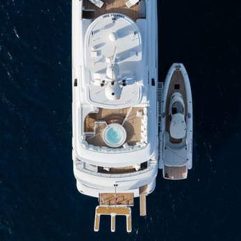 Leonardo III yacht exterior 3