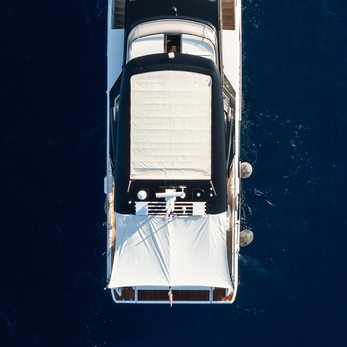 Chillin' yacht exterior 5