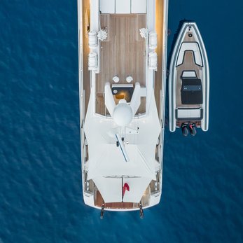 DNA yacht exterior 5