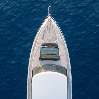 Lauren V yacht exterior 2