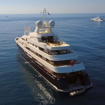 Pure yacht exterior 4