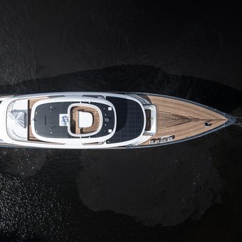 B yacht exterior 2