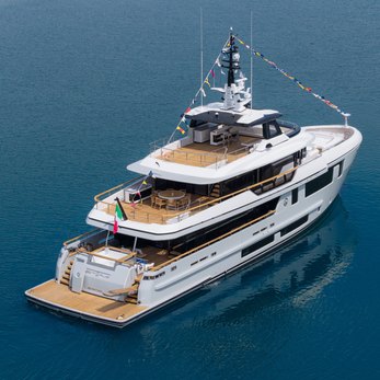 Octopus yacht exterior 4