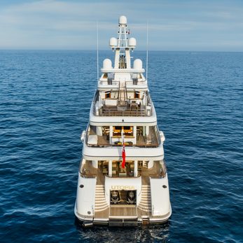 Utopia yacht exterior 4