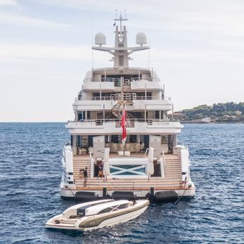Project X yacht exterior 4