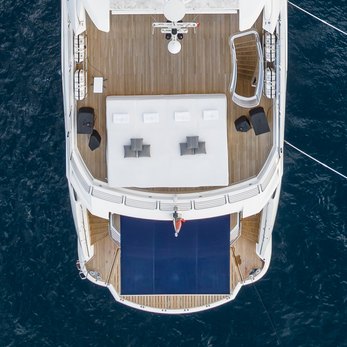 Regulus yacht exterior 5