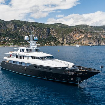 Cyan yacht exterior 2