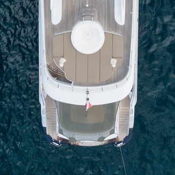 Hashtag yacht exterior 4