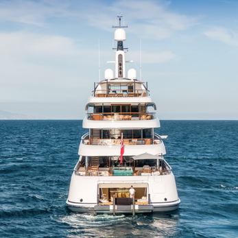 Juice yacht exterior 4