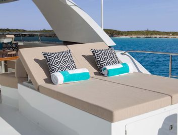 Ocean Alexander 85 Motoryacht Mk3, Fly Deck/Sportdeck