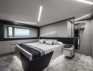 Pershing 7X, Accommodation