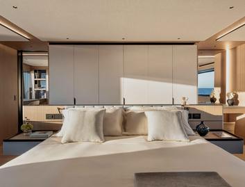 Azimut Grande 44M, Accommodation