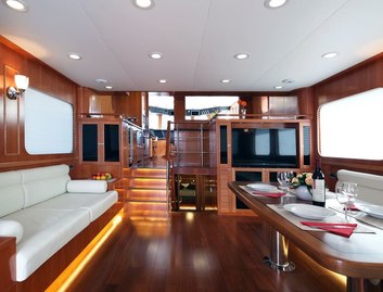 Bering Yachts Classic Explorer Series Bering 65 , Interior