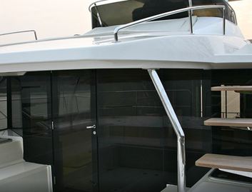 Aquila 48, Deck Area