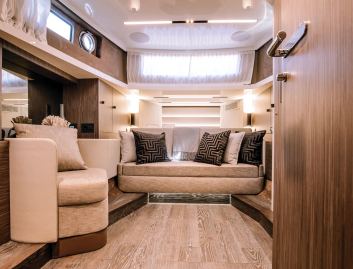 Cranchi A46 Luxury Tender, Interior