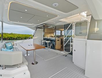 Aquila 50 Yacht , Deck Area