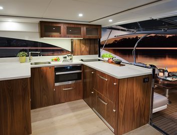 Riviera 5400  Sport Yacht Gen 1, Interior