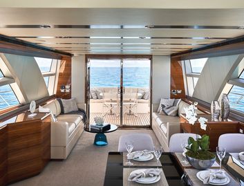 CL Yachts CLA76f, Interior