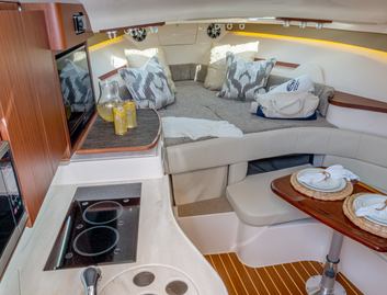 Grady-White Express 330, Interior