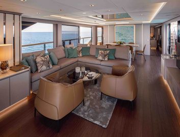 Mangusta GranSport 33, Interior