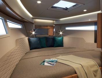 Aquador 300HT , Accommodation