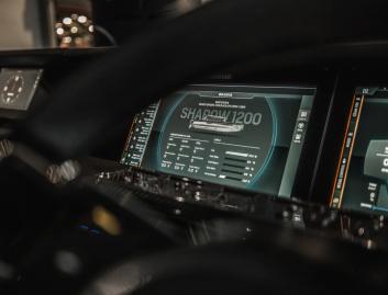 Brabus Marine Shadow 1200 XT Cross-Top , Helm Station