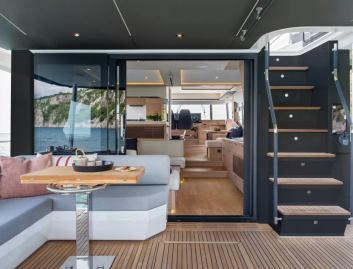 Beneteau Grand Trawler 63 , Deck Area