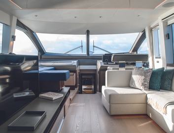 Sunseeker Manhattan 68, Interior