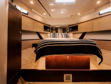 Cockwells Hardy 50DS , Interior