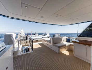 Steeler Ocean Explorer 67 , Fly Deck/Sportdeck