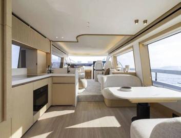 Azimut Fly 62 , Interior