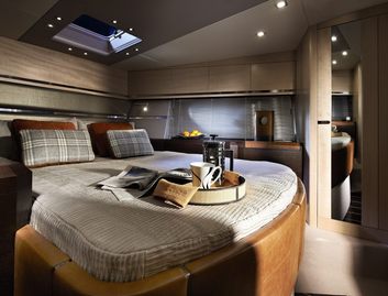 Sunseeker Portofino 40, Accommodation