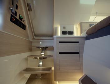 Aquila 45 Sport  , Interior