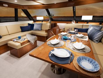 Riviera 68 Sports Motor Yacht Gen 1, Interior